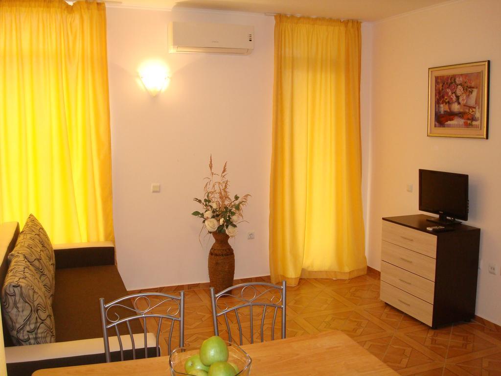 Saint Elena Apartcomplex Слънчев бряг Екстериор снимка
